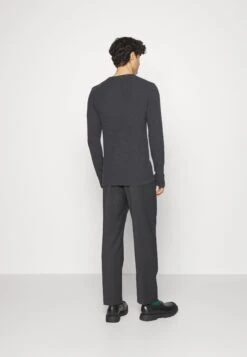 Boss Tempest - Jersey De Punto - Black 11 Boss Tempest - Jersey De Punto - Black -Blen Ropa Comercio 19368e7a2cb54134947a2de6300a3b90