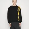 JUST CAVALLI Felpe - Sudadera - Black/Gold 2 JUST CAVALLI Felpe - Sudadera - Black/Gold -Blen Ropa Comercio 1fcdd8b6f39d4b24b313781156f293ab