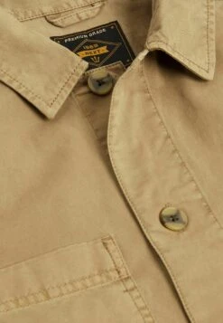 Next Chore Shacket- Camisa - Stone Natural -Blen Ropa Comercio 25fdf4c293954204aaf688e7ac3dd97c
