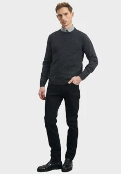 Standard Fit O Collar - Jersey De Punto - Anthracite -Blen Ropa Comercio 2d99f96fa8e34b46a8a803a8b673b2b8