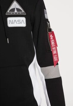 Alpha Industries Space Camp Hoody - Jersey Con Capucha - Black -Blen Ropa Comercio 37699cfb3de5456c8150695f7d2aab27