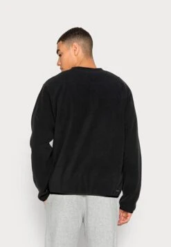 Nike Sportswear Polar Crew - Forro Polar - Black 9 Nike Sportswear Polar Crew - Forro Polar - Black -Blen Ropa Comercio 39ad41c8252b4f84b1759a5821519b22