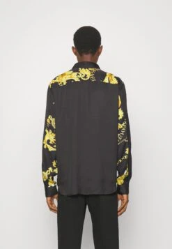 Cont Chain - Camisa - Black/Gold 12 Cont Chain - Camisa - Black/Gold -Blen Ropa Comercio 39fe98f8e08049e2853d1798c8c3f1ca