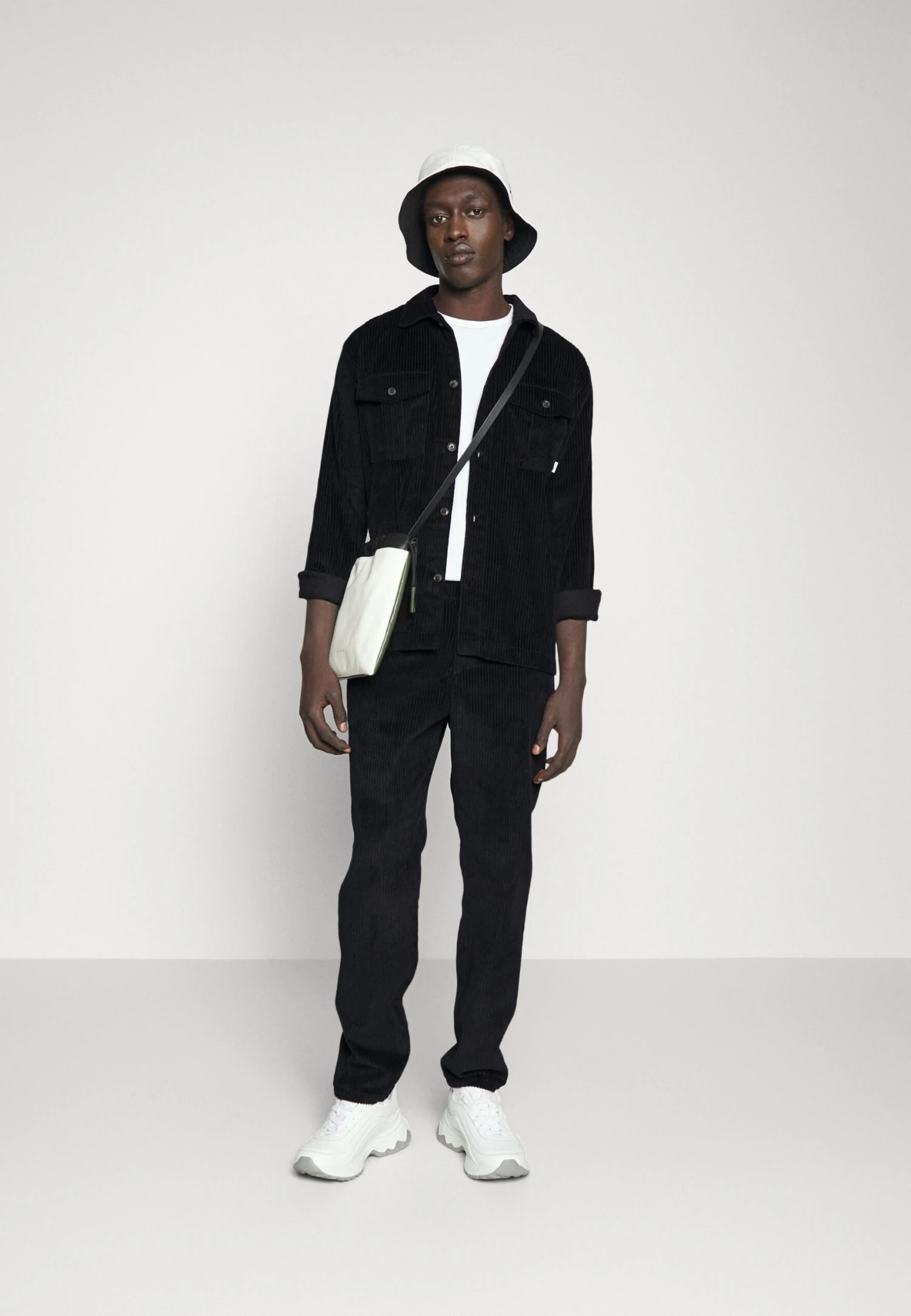 Les Deux Kelvin Heavy Hybrid - Camisa - Black 4 Les Deux Kelvin Heavy Hybrid - Camisa - Black - Imagen 2