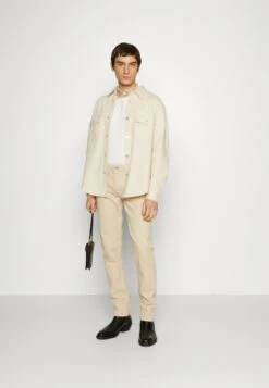 FRAME Camisa - Au Natural -Blen Ropa Comercio 47d869b6b20f407892f618f397dfc68c