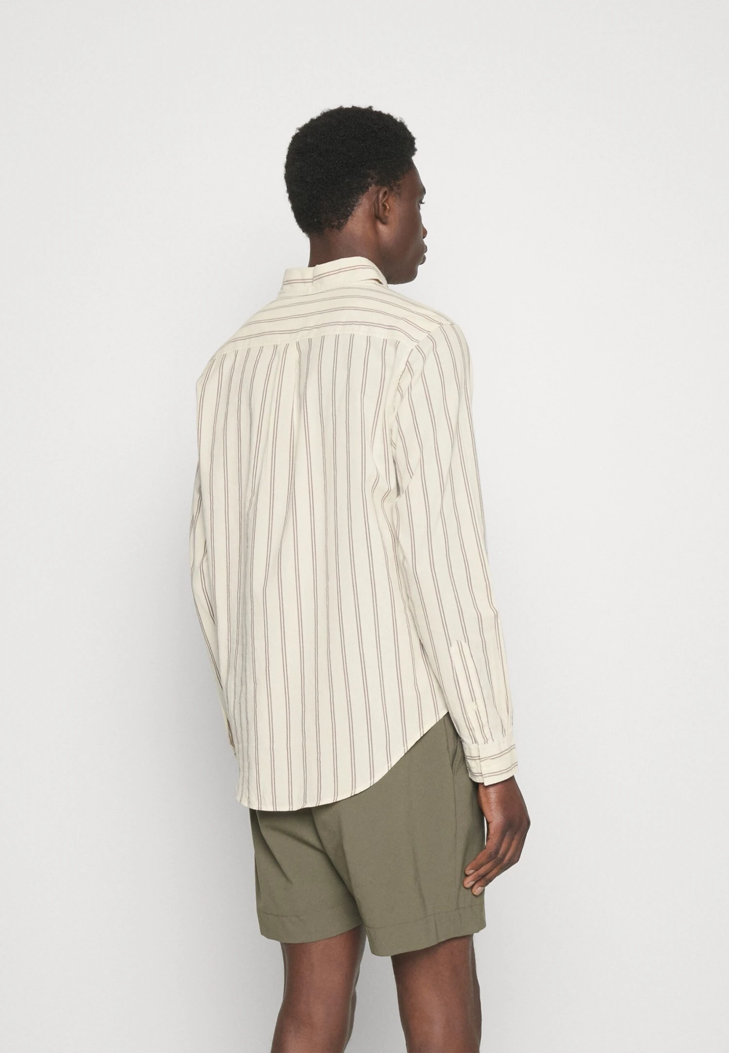 Les Deux Kristian- Camisa - Ivory/Warm Brown 5 Les Deux Kristian- Camisa - Ivory/Warm Brown - Imagen 3