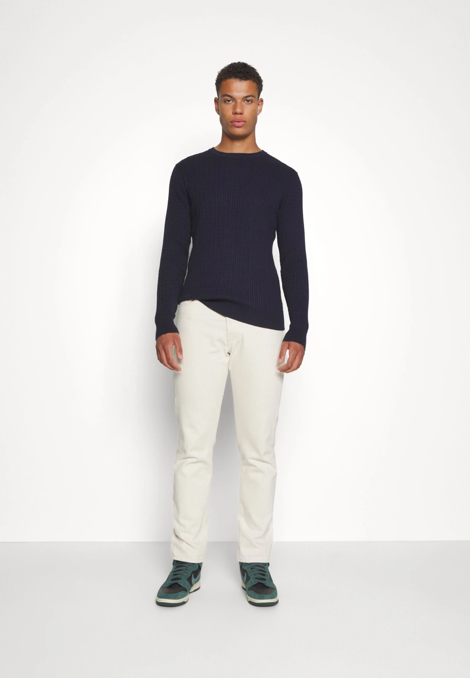 Selected Homme Slhberg Cable Crew Neck B Noos - Jersey De Punto - Navy Blazer Melange 7 Selected Homme Slhberg Cable Crew Neck B Noos - Jersey De Punto - Navy Blazer Melange - Imagen 5