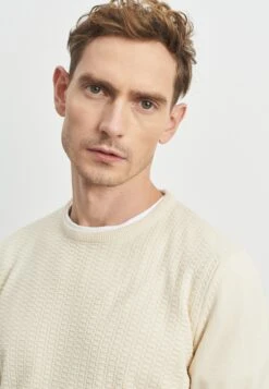 Standard Fit O Collar - Jersey De Punto - Light Rock -Blen Ropa Comercio 50f1f8b35f22430188c3ee3861a78ac1