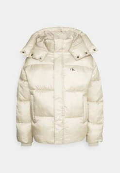 Calvin Klein Jeans Logo Tape Puffer - Abrigo Corto - Plaza Taupe -Blen Ropa Comercio 53a6f49f78344dd187ef3c14b15744ee