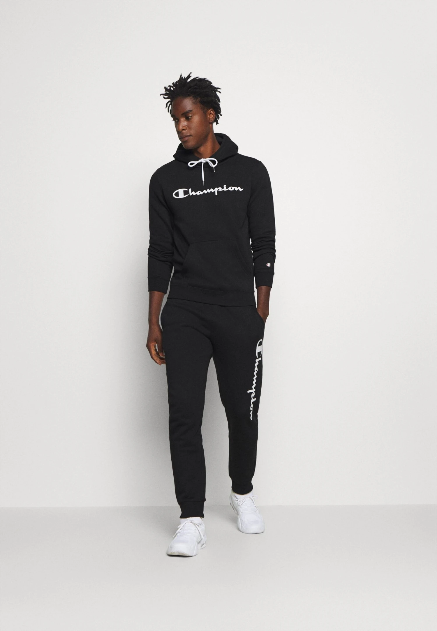 Champion Legacy Hooded - Jersey Con Capucha - Black 4 Champion Legacy Hooded - Jersey Con Capucha - Black - Imagen 2