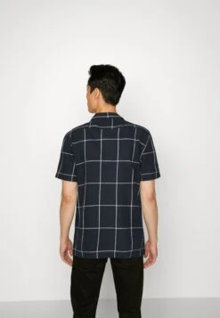 Lindbergh Resort Collar - Camisa - Navy 10 Lindbergh Resort Collar - Camisa - Navy -Blen Ropa Comercio 5eb7c6bc44d940b8beb49386294419f7