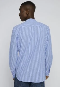 Matinique Matrostol China 4 - Camisa - Dark Blue -Blen Ropa Comercio 7356785cbd2f4a89ae3998162cb37533