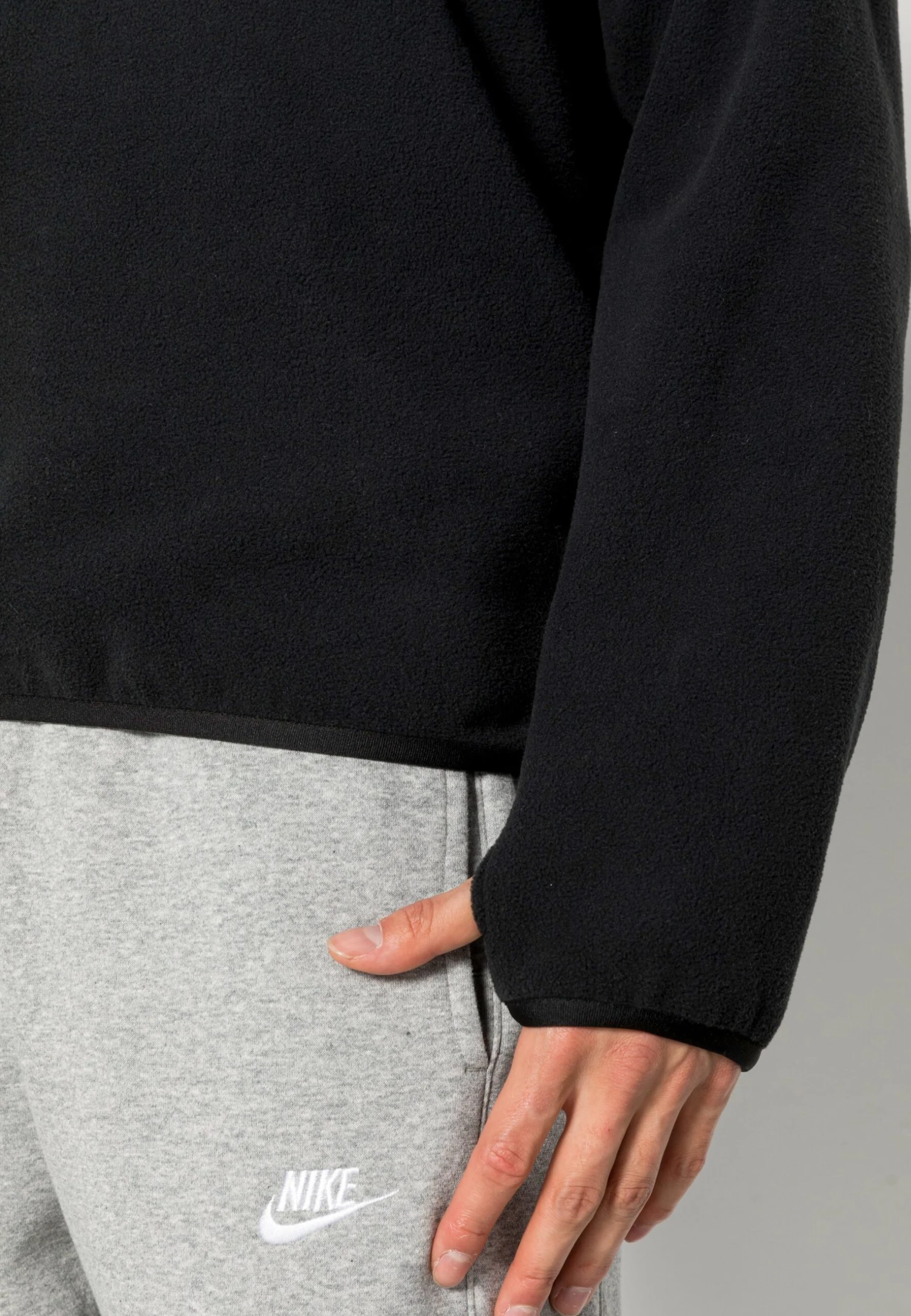 Nike Sportswear Polar Crew - Forro Polar - Black 7 Nike Sportswear Polar Crew - Forro Polar - Black - Imagen 5