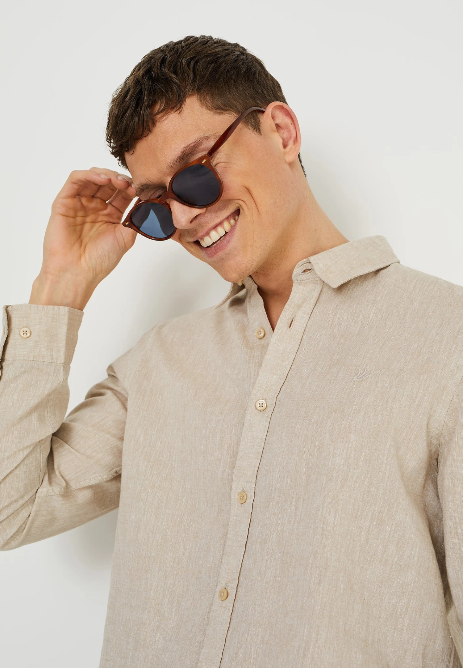 WE FASHION Linen Blend - Camisa - Beige 7 WE FASHION Linen Blend - Camisa - Beige - Imagen 5