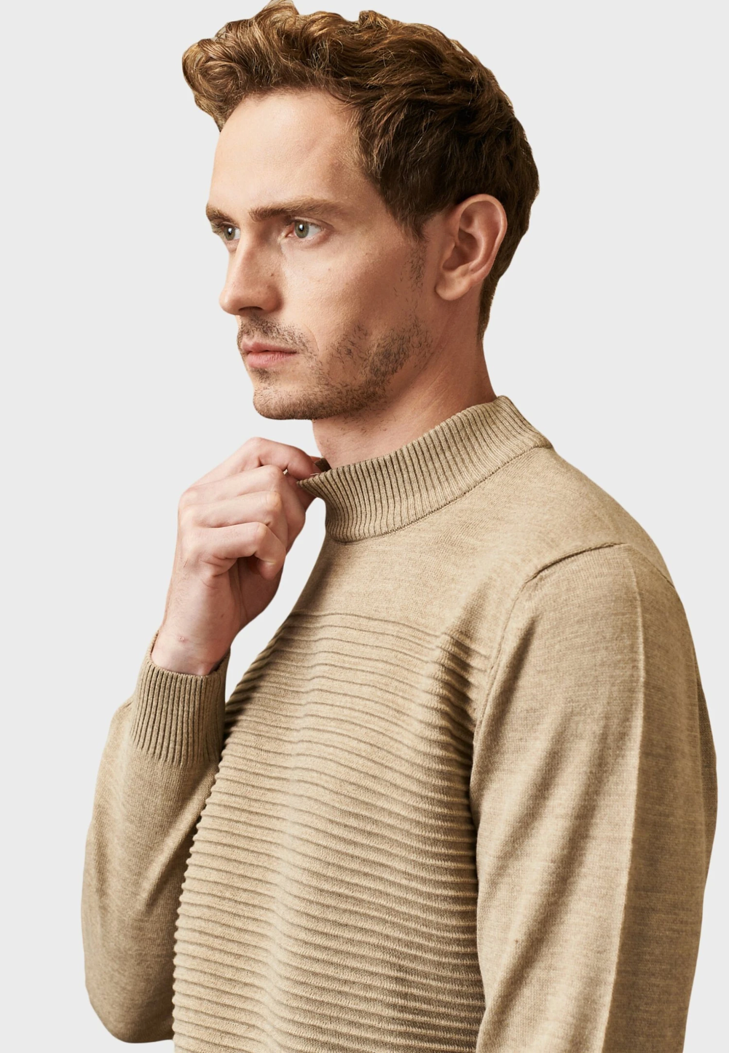 Standard Fit Mock- Jersey De Punto - Beige 5 Standard Fit Mock- Jersey De Punto - Beige - Imagen 3