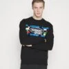 Crewneck - Sudadera - Black/Multicolor -Blen Ropa Comercio 93fc2fe8b95b4a9f8a1868862263b2da
