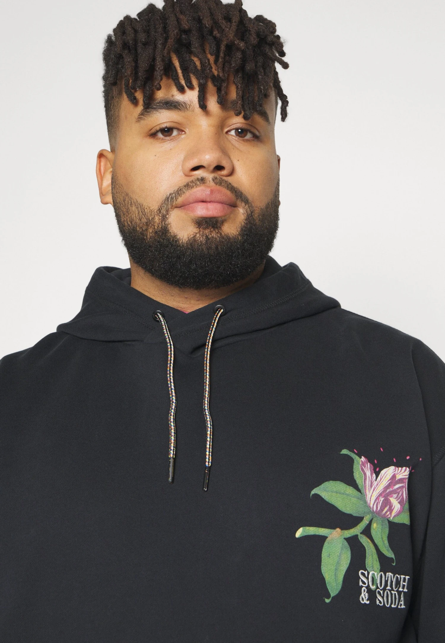 Scotch & Soda Artwork Relaxed Fit Hoodie - Sudadera - Black 8 Scotch & Soda Artwork Relaxed Fit Hoodie - Sudadera - Black - Imagen 6