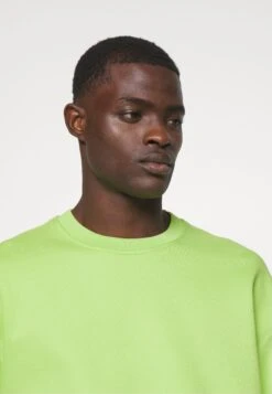 Mens - Sudadera - Fresh Green -Blen Ropa Comercio 9fe3325cc3f84acea09cc2f9d29e23b2