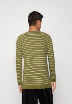 Denham Raglan Crew - Jersey De Punto - Olive Drab -Blen Ropa Comercio a47099ee106b477a83b43eeb130ea665