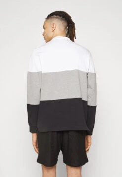 Nike Sportswear Club - Sudadera - White/Dark Grey Heather/Black 13 Nike Sportswear Club - Sudadera - White/Dark Grey Heather/Black -Blen Ropa Comercio aeac65ab777d4d75b9096bf8462343a7