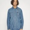 Wrangler Leon - Camisa - Washed Indigo -Blen Ropa Comercio b4ffe5bdea044a3cb897f0bb74c1a775