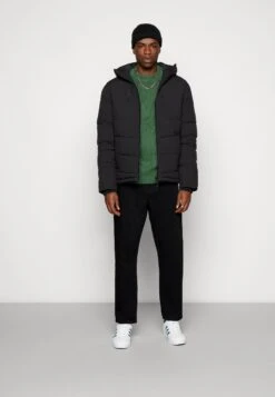 Redefined Rebel Bastian - Jersey De Punto - Greener Pastures -Blen Ropa Comercio b94b745f17754d16bb539b3c1c627585