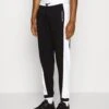 Calvin Klein Jeans Embro Logo Pant - Pantalones Deportivos - Black 1 Calvin Klein Jeans Embro Logo Pant - Pantalones Deportivos - Black -Blen Ropa Comercio bad490b18ace49e4bf5e713f91db8332