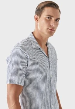 Comfort Fit - Camisa - White Navy Blue -Blen Ropa Comercio bcb5d442e0b244b698d769ae200850d1
