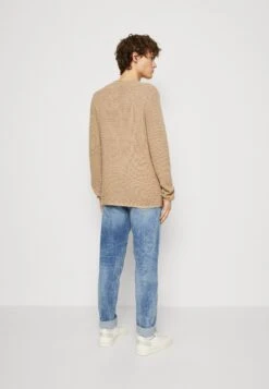 Jack & Jones Jjphil Crew Neck - Jersey De Punto - Crockery 10 Jack & Jones Jjphil Crew Neck - Jersey De Punto - Crockery -Blen Ropa Comercio c83b5a8430234b84b1e4e0900951315b