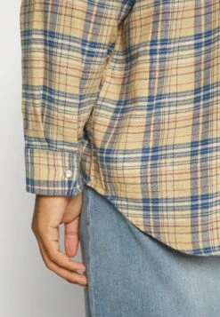 Levi's® Plus Big Relaxed Fit Western - Camisa - Beige/Blue -Blen Ropa Comercio e2d6f7d6ddfb4c2a9c46dccbfb34a07a