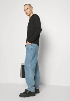 DRYKORN Rikono - Jersey De Punto - Black -Blen Ropa Comercio e5a8f863d8854df9808c29e9b0646251