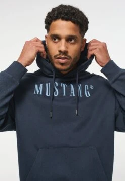 Mustang Jersey Con Capucha - Blau -Blen Ropa Comercio ef574b8dd29d4ade9fb41d3b832139d5