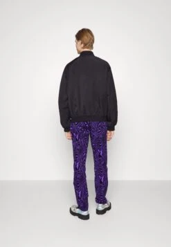 MOSCHINO Long Jacket - Chaquetas Bomber - Fantasy Black -Blen Ropa Comercio f8ffad0bcef2421ba617d414195eb414